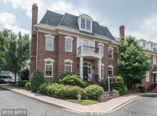 7215 Farm Meadow Ct, Mc Lean, VA 22101
