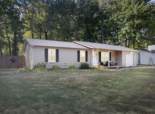 331 Spring Grove Dr, Georgetown, OH 45121