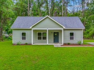 38 Rochelsie Rd, Crawfordville, FL 32327