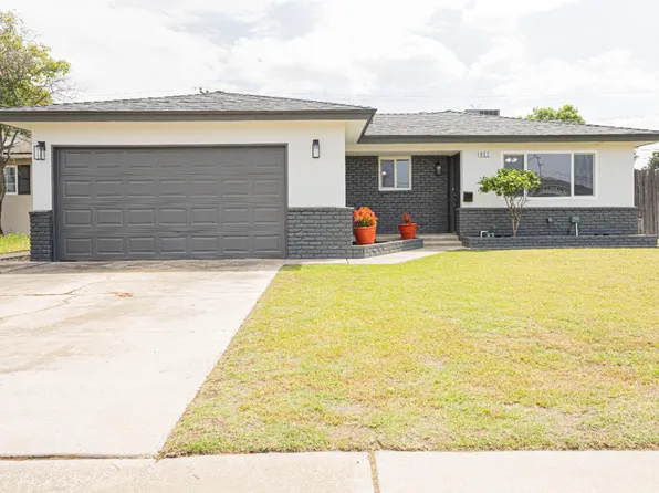 852 W San Gabriel Ave, Clovis, CA 93612