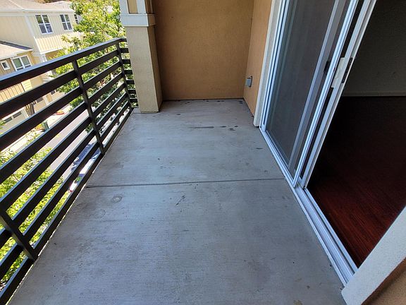 4th image of 4463 Hyde Cmn Unit 308