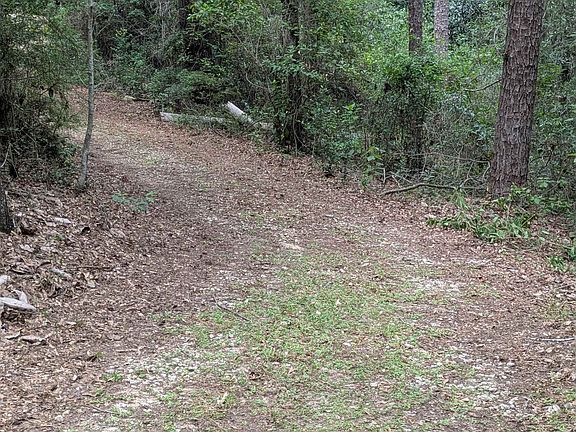 3rd image of 760 Sunday Rd