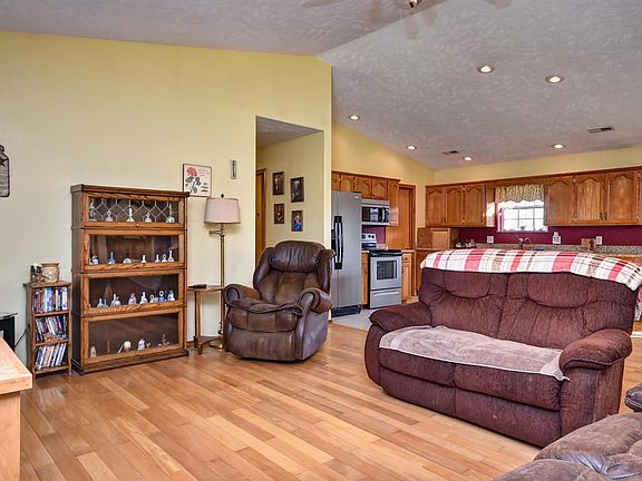 1055 Kyler Road-3