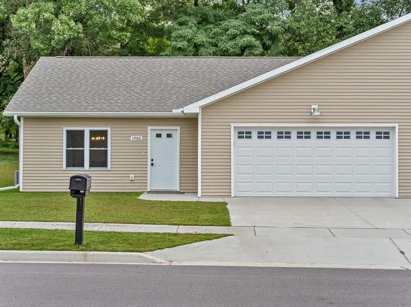 1986 Retzlaff Drive, Reedsburg, WI 53959