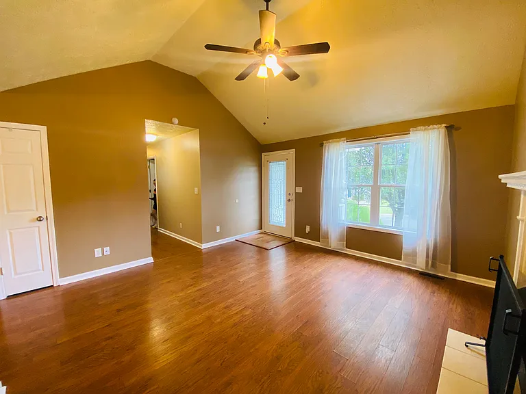 2754 Applemill Ct — Photo 11