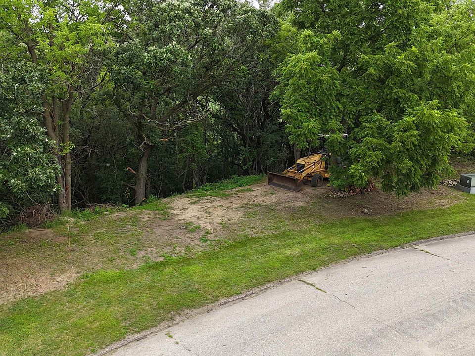 1st image of LOT 10/11 N Hillside Row