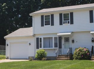 116 Henshaw St, Worcester, MA 01603