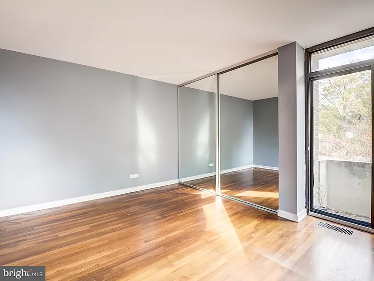 1265 Delaware Ave SW #52 — Photo 45