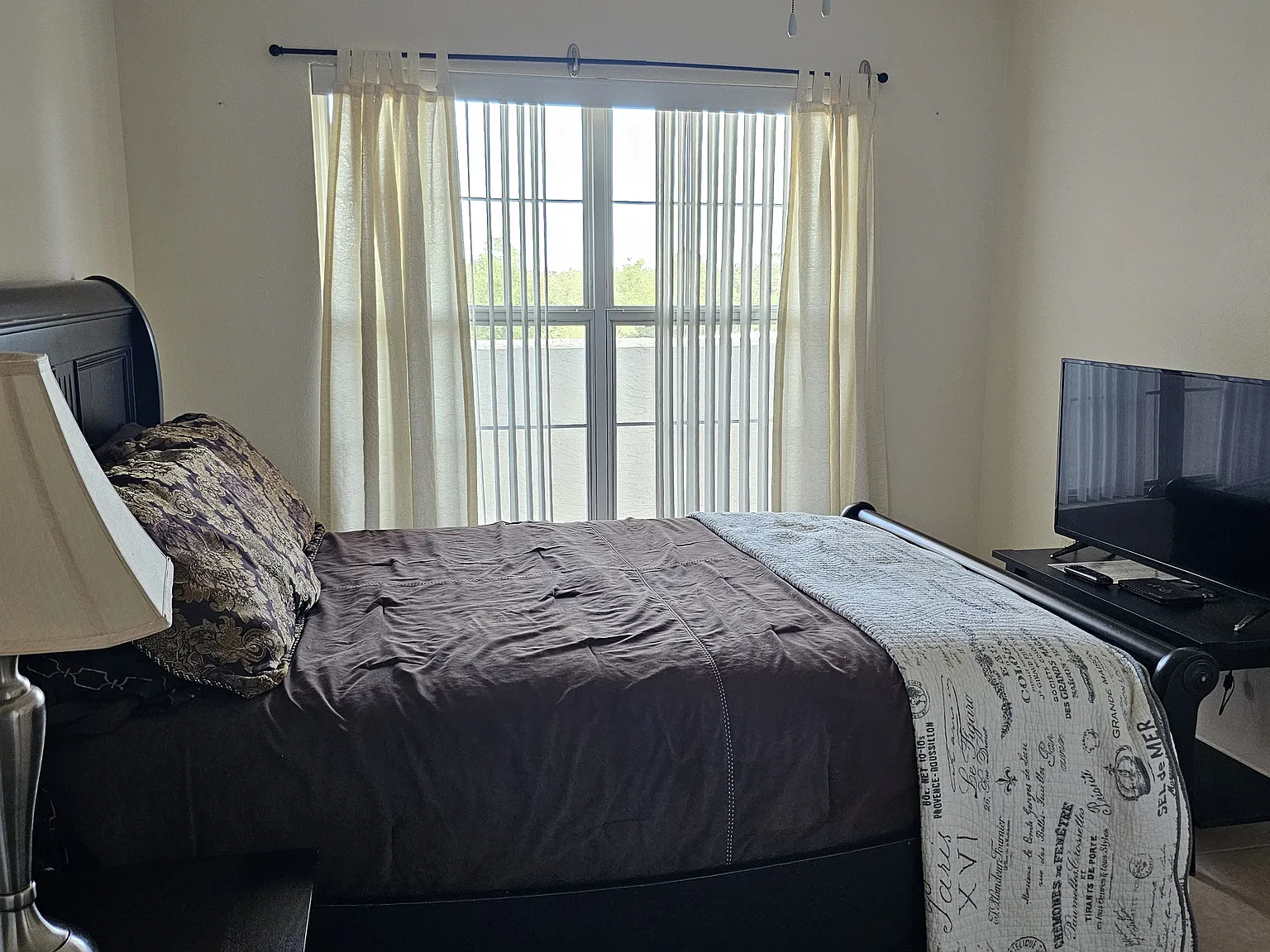 2 bed, 966 sqft, $1,800 — Photo 4