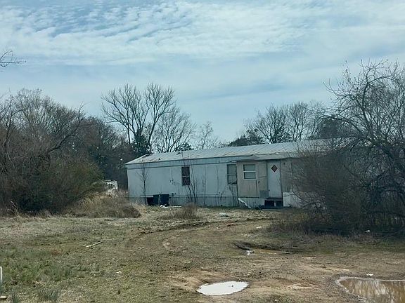 4th image of 343 Jenkins Ferry Rd