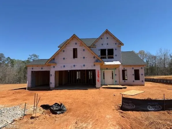 1276 Creek Knoll Dr, Lewisville, NC 27023