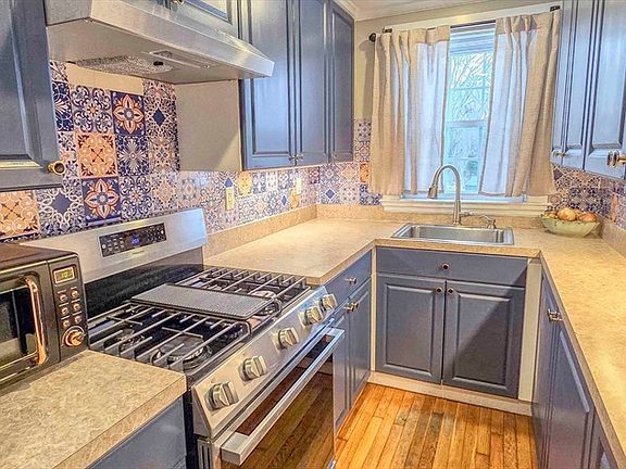 2nd image of 174 Slocum Rd