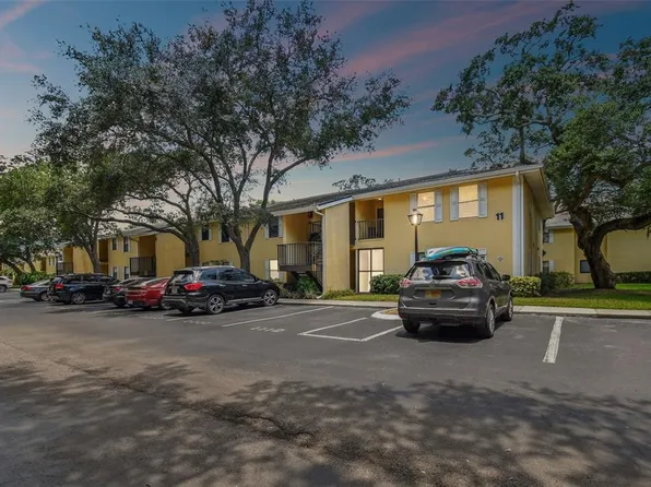 3001 58th Ave S APT 1112, Saint Petersburg, FL 33712