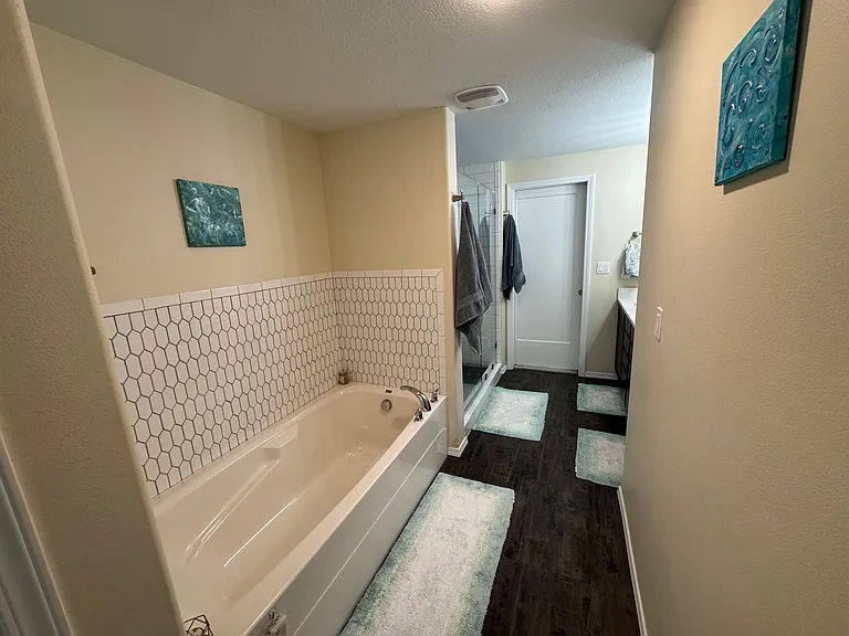 2537 Denton St — Photo 28