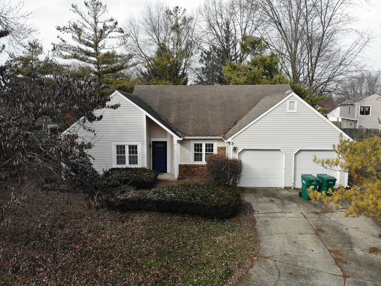 4290 Caledonia Way photo 1