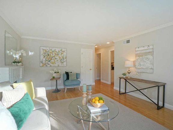 3rd image of 465 Metzgar St