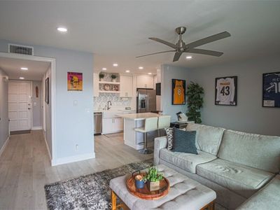 6600 Warner Ave Unit 102, Huntington Beach, CA, 92647