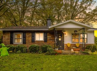 2404 Monterey Dr, Kalamazoo, MI 49004