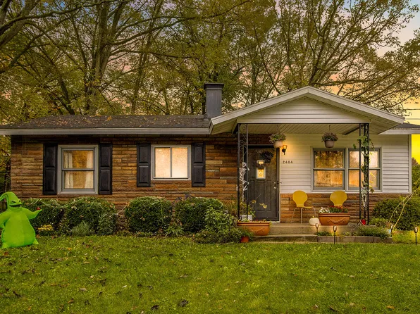 2404 Monterey Dr, Kalamazoo, MI 49004