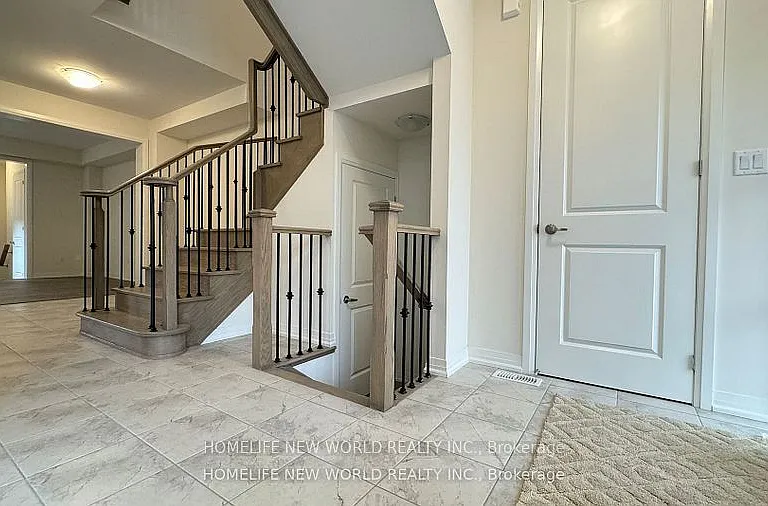 335 Coronation Rd — Photo 3