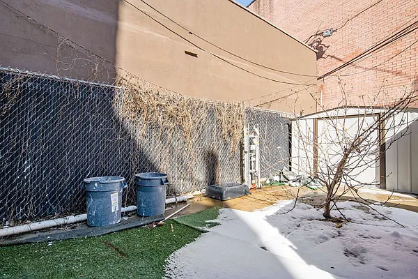 Rented by Compass | media 17