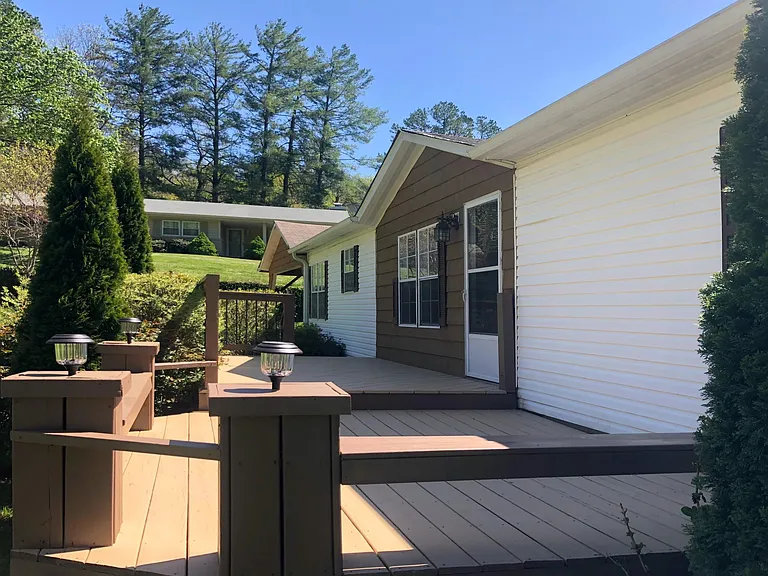 107 McFalls Rd — Photo 2