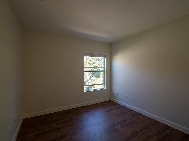 271 Trilogy St — Photo 26