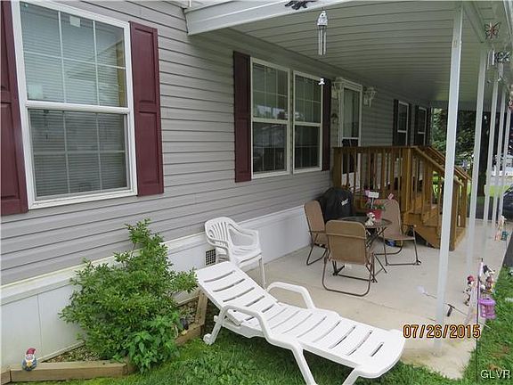3rd image of 24 Walnutport Mobile Ct