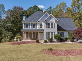 6125 Julian Rd, Gainesville, GA 30506