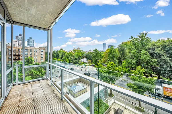 Rented by Isen & Company : Real Estate Advisors | media 14