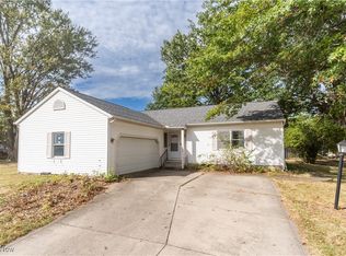 5712 Burns Rd, North Olmsted, OH 44070