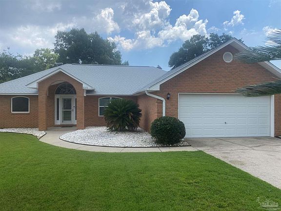 3rd image of 6320 Summer Lakes Ln