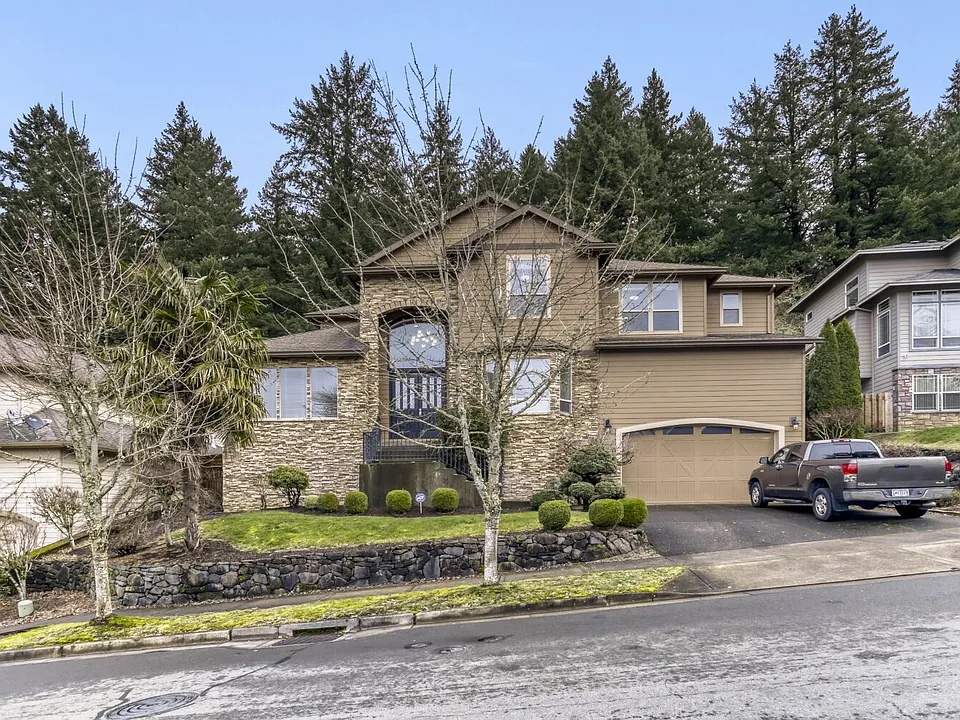 9684 SE Spy Glass Dr