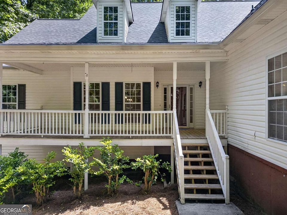 1st image of 6 Blacks Cabin Way