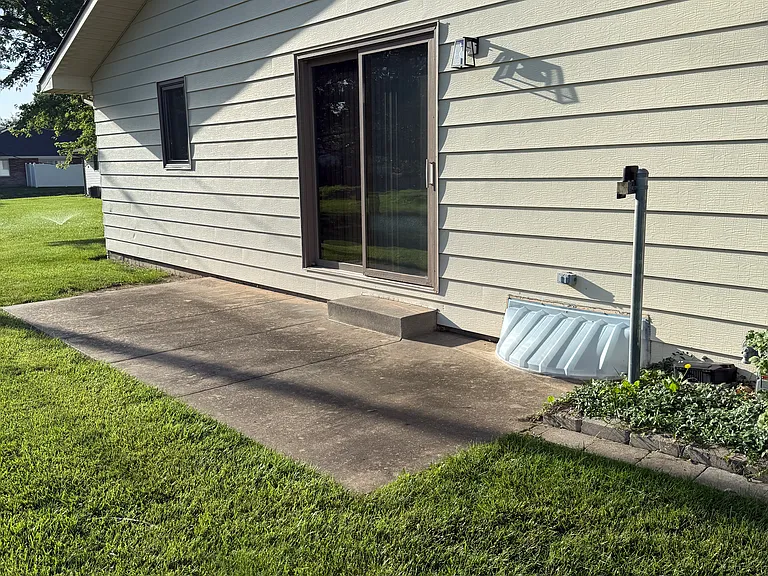 3600 A & B Radcliffe Ter #B — Photo 2