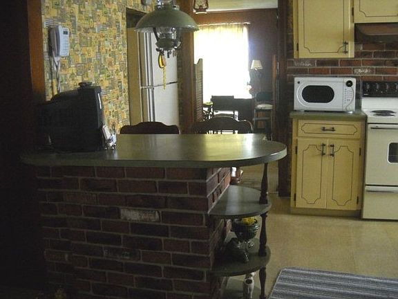 4th image of 344 Pride Ave