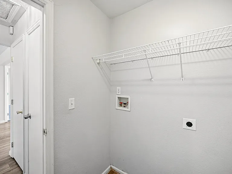 4859 Joplin Ct — Photo 9