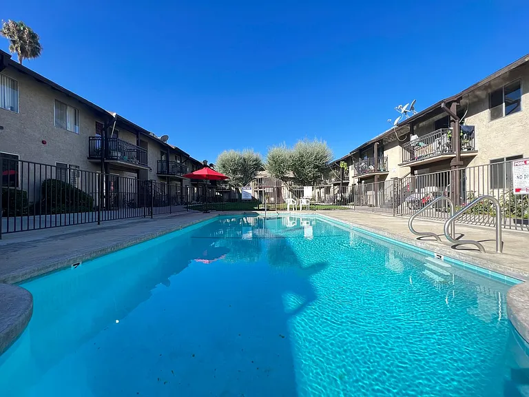 24838 Newhall Avenue — Photo 13