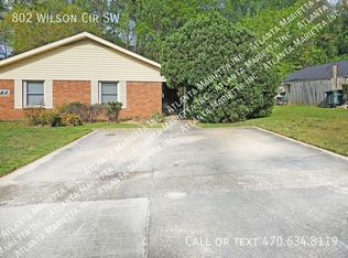 802 Wilson Cir SW, Marietta, GA 30064