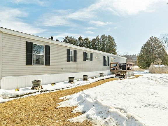 2nd image of 58 Rhodeside Acres