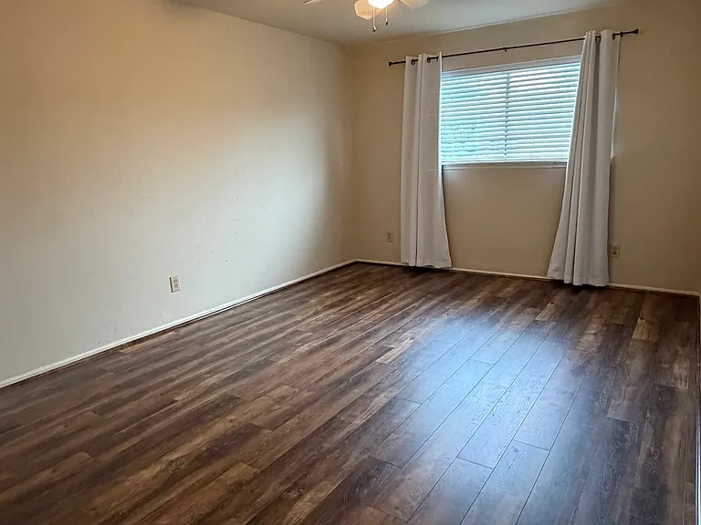 Master bedroom 3