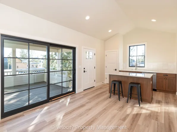 3031 NW Tharp Ave Unit 2, Bend, OR 97703