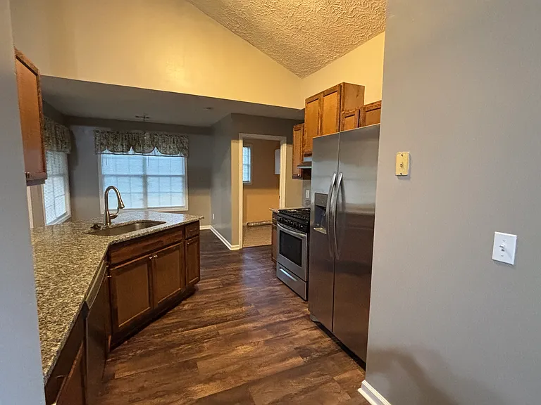 Kitchen 3, breakfast room, and laundry room