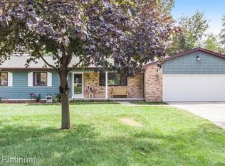 8223 Southwood Dr, Saginaw, MI 48609