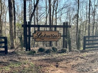 64 W Lakeview Dr #S/d, Tallassee, AL 36078