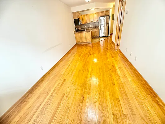 Rented by Mega Homes Realty INC | media 10