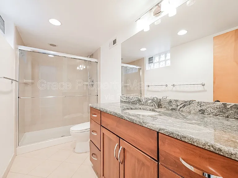 2610 S Gaylord St — Photo 13