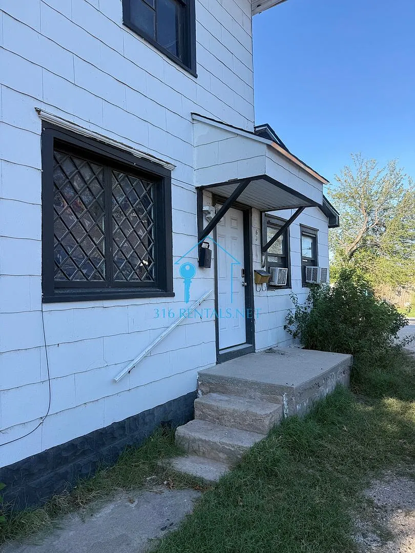 634 S Kansas Ct — Photo 1