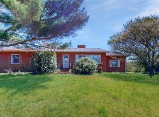 893 Pear Tree Ave, West Pt, VA 23181