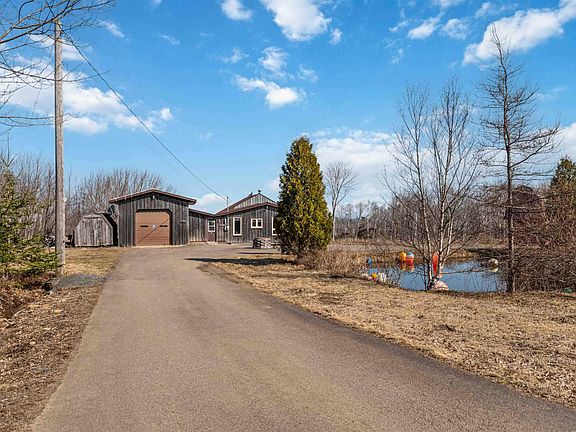 5th image of 2481 Broad Cove Rd